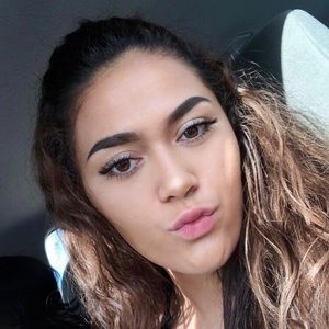 Meet your Posher, Mya